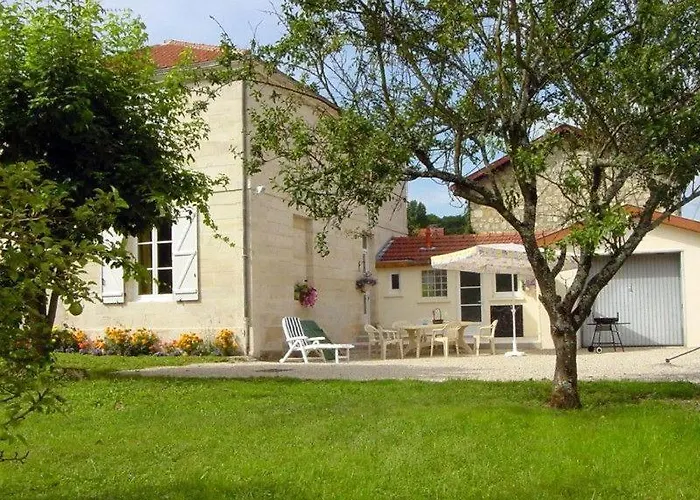 Holiday home Les Mariniers Valcourt